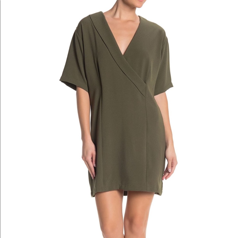 Bobeau Surplice Faux Wrap Shift Dress (NWT)